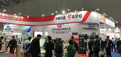 欧博abg官网超高速喷码机上海展会最后一天，，，，，人气依然不减